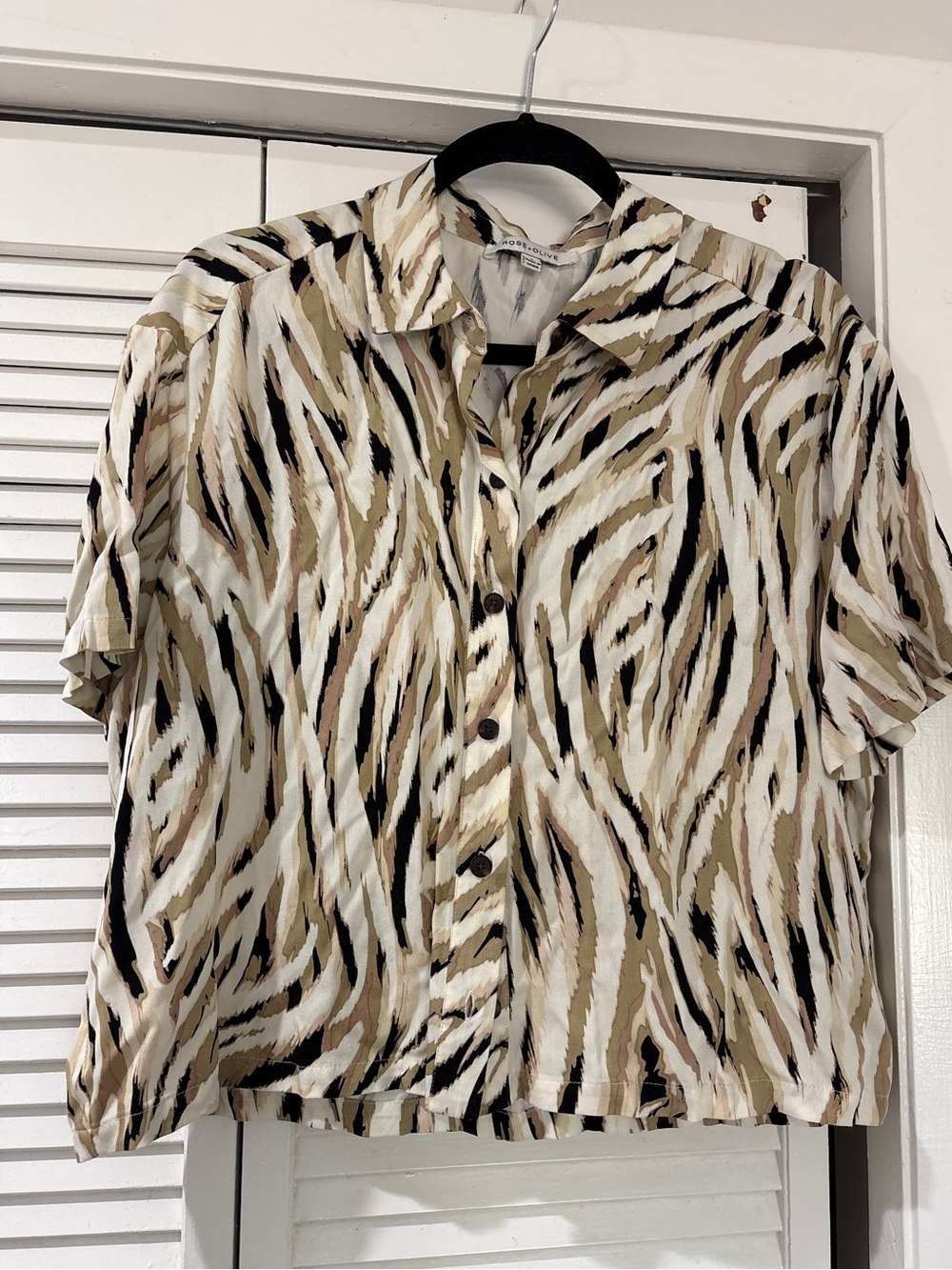Rose + Olive Short-Sleeve Button-Up Shirt in Beige Zebra Print